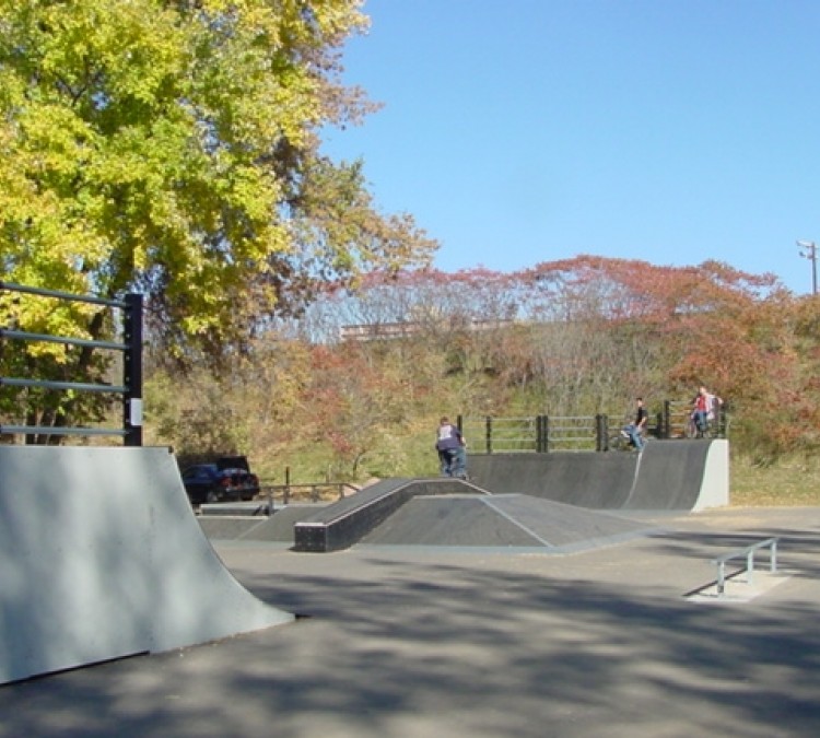 skateboard-park-photo